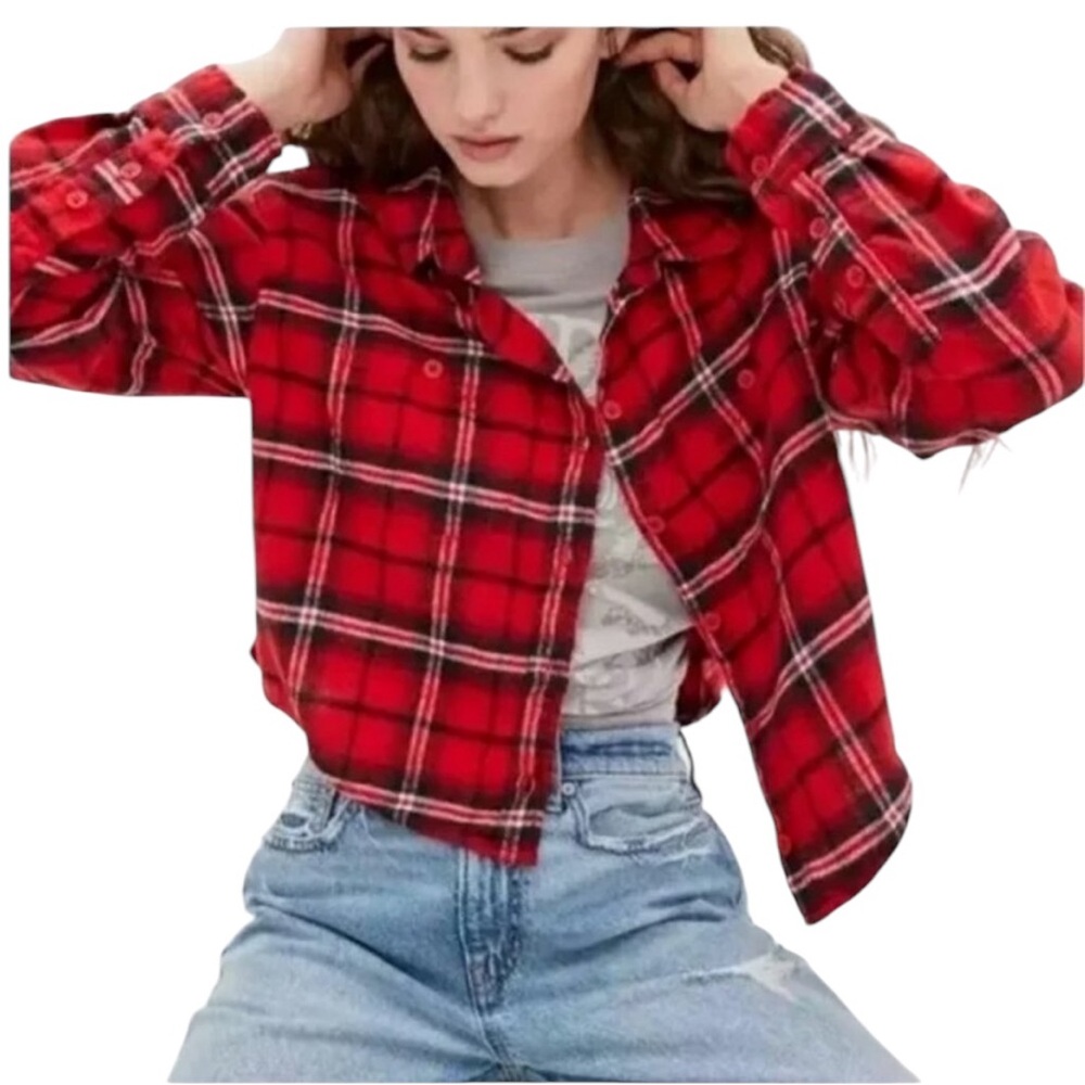 NEW AMERICAN EAGLE women's size XL red plaid flannel button up cropped top